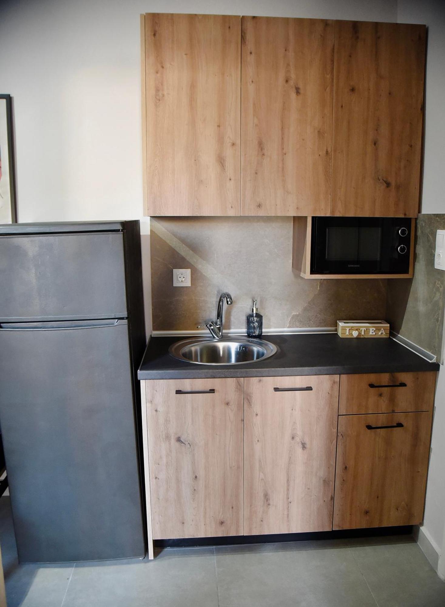 Room Nine 9 Beachfront Apartments Nea Kallikrateia Екстериор снимка