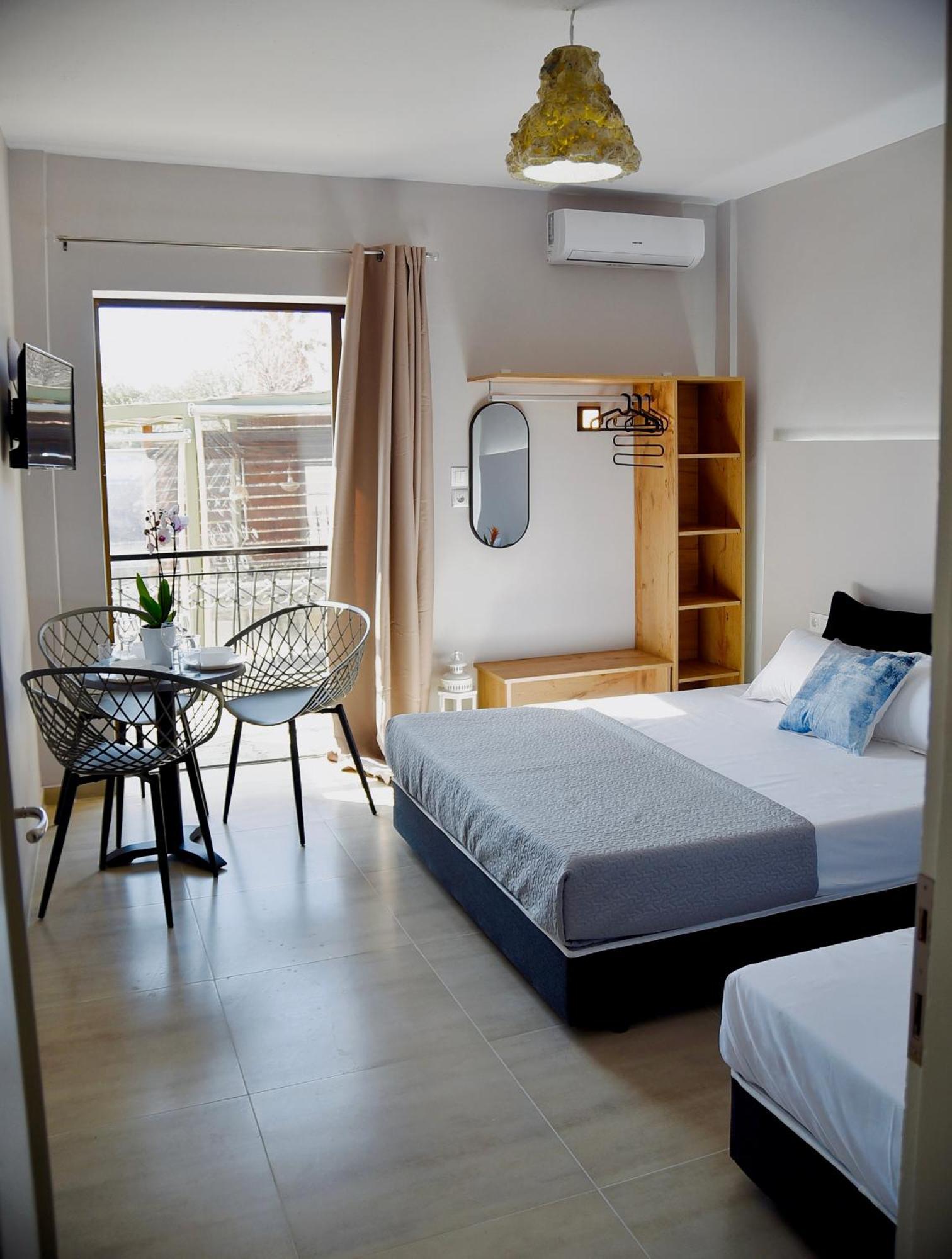 Room Nine 9 Beachfront Apartments Nea Kallikrateia Екстериор снимка